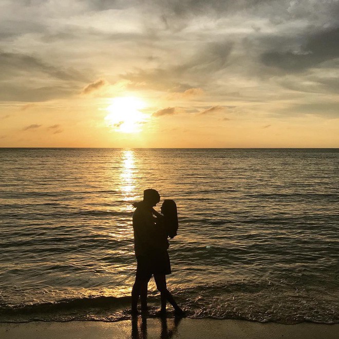 Mặt xinh, dáng đẹp, con nhà giàu - đừng hỏi vì sao cô bạn này lại được ngưỡng mộ đến thế Mặt xinh, dáng đẹp, con nhà giàu - đừng hỏi vì sao cô bạn này lại được ngưỡng mộ đến thế